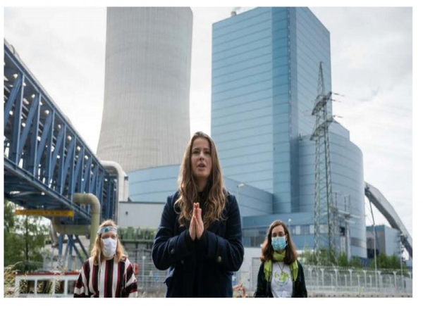 독일 다트린 석탄발전소는 올해 가동을 시작했으나, 독일 주민들의 시위와 소송이 계속돼 곧 문을 닫아야 할지도 모른다. 독일정부는 2038년까지 석탄발전소를 모두 폐쇄하기로 했는데, 그 시기가 더 빨라질 것이라는 전망도 나온다./비욘드콜 