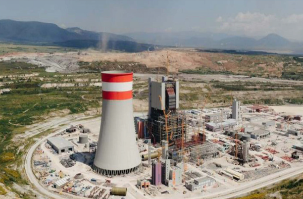 그리스에서 건설중인 석탄발전소 프톨레마이다 V. 이 발전소는 2028년까지만 운영되고 문을 닫아야 하는 처지가 됐다./비욘드콜