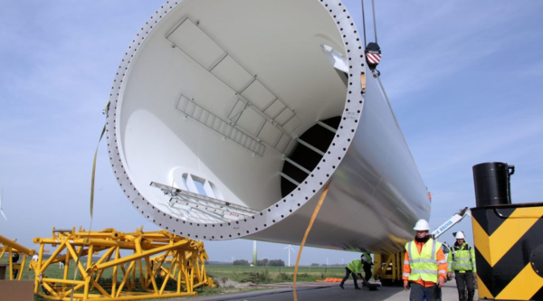 EU 철강업체들은 풍력터빈 제조에 사용되는 덤핑 중국 '철탑'의 수입 확대를 우려하고 있다.