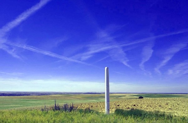 스페인 스타트업인 보텍스 블레이드리스는 불가능으로 여겨졌던 날개없는 풍력발전기를 소형으로 개발해 주목받고 있다. / 보텍스 