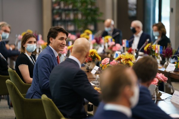 지난 10월, 네덜란드에서 열린 기후 리더십 라운드테이블에 참여한 캐나다 트뤼도 총리의 모습. / 트위터 @CanadianPM