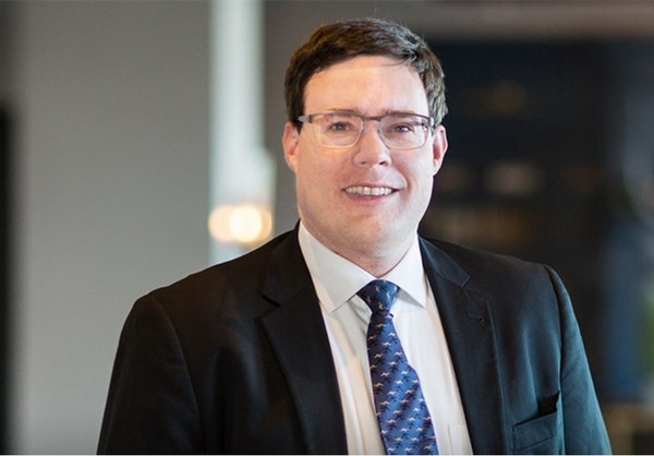 맥킨지의 파트너, 로빈 리델은 에어 택시가 수익성 비즈니스가 될 수 있을지 고민해봐야 한다고 의견을 전했다. / 맥킨지