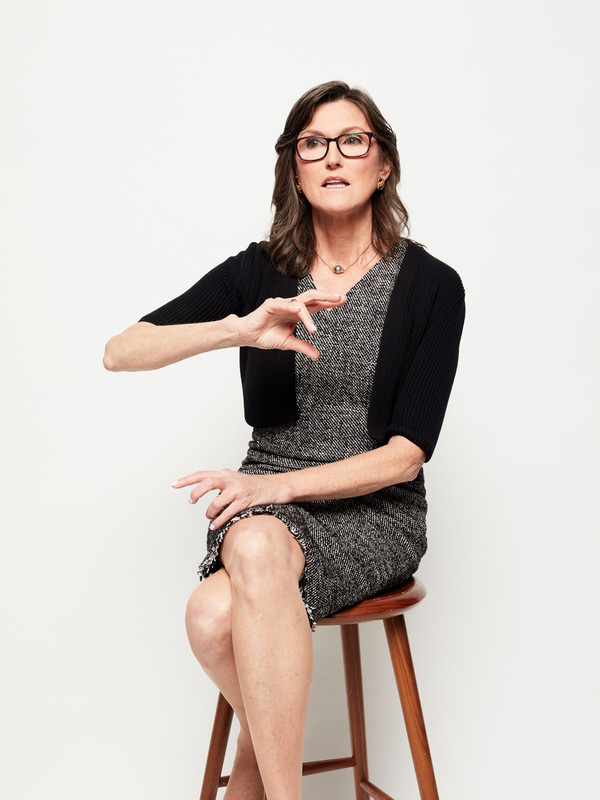 투명성 지수를 활용한 ETF를 운용 중인 아크 투자운용의 CEO 캐시 우드. / 아크투자운용 