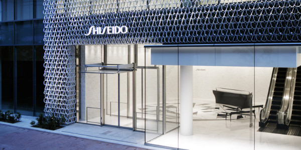 일본의 화장품 기업 시세이도가 공급업체에 지속가능성 항목을 지켜달라고 요구하고 나섰다./ 시세이도