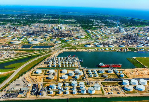  BP와 린데가 저탄소 수소를 생산하고 탄소를 저장하는 주요 탄소포획 및 저장(CCS) 신규 프로젝트를 착수할 예정이다/BP