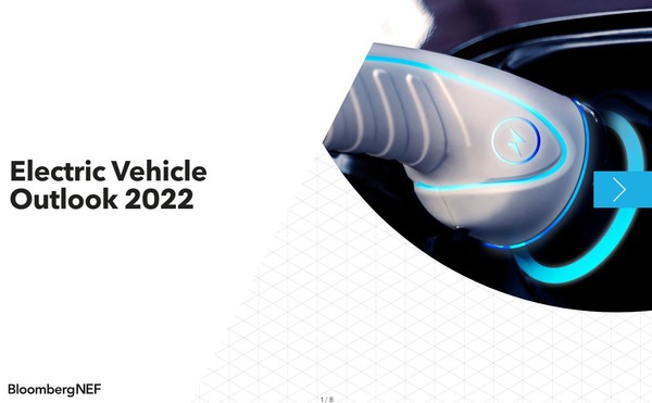블룸버그NEF는 2025년까지 전기자동차 판매가 현재보다 3배 가량 확대될 전망이지만, 현재수준에서는 지원 정책과 규제 미흡으로 넷제로 달성은 불투명하다고 지적했다./ 블룸버그NEF