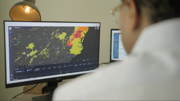 최근 이상 기후로 인한 재해가 많이 발생하면서 기후 데이터를 분석해 알려주는 기후 예측 프로그램이 주목을 받고 있다./ 투모로 닷아이오