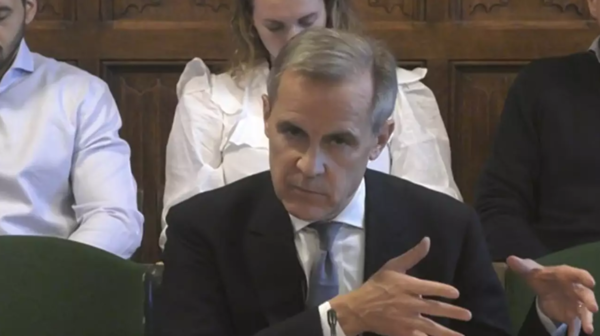 영국 연방하원 환경감사위원회 청문회에 참석한 마크 카니 GFANZ 총재.