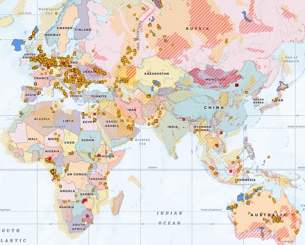 링고가 분석한 전 세계 화석연료 사업 구역. 노란색은 석유 사업, 빨간색은 석탄 사업이 진행되는 부분이다./ Lingo