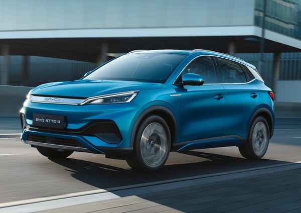   BYD가 인도 시장에 판매중인 소형 전기차 SUV 모델 아토(Atto)3 / 홈페이지