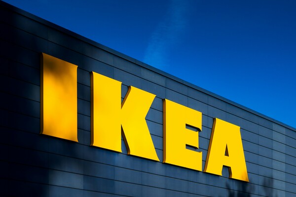 유럽의 전기차 충전 기업 메르(Mer)가 이케아(IKEA)와 협력하여 독일에서 가장 큰 전기차 충전 네트워크 중 하나를 개발할 예정이다./Unsplash