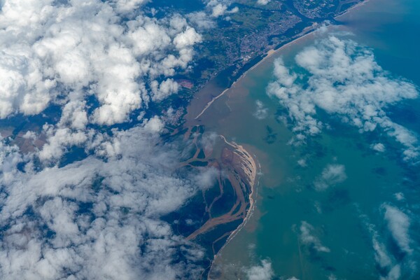 스파이어 글로벌이 엔비디아와 협업해 AI로 날씨 예측하는 '어스 2'를 내놓았다./ 스파이어 글로벌 X