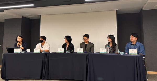 패널 토론은 (왼쪽부터) 임팩트온 박란희 대표가 모터레이터를 맡고, 김홍구 엠케이1025 본부장, 최민지 엔츠 이사, 최종훈 그라운드케이 책임, 김지혜 만만한녀석들 팀장, 안영햑 이벤터스 대표가 패널로 참석했다./임팩트온