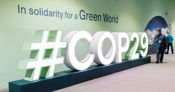 COP29에서 한국이 에너지 저장 및 전력망 서약에 동참했다. / COP29 