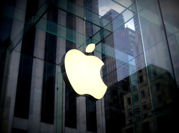 이번주 화요일에 소송이 제기된 후 애플은 성명을 통해 콩고의 분쟁광물에 대한 주장에 강력히 이의를 제기했다./ Unsplash