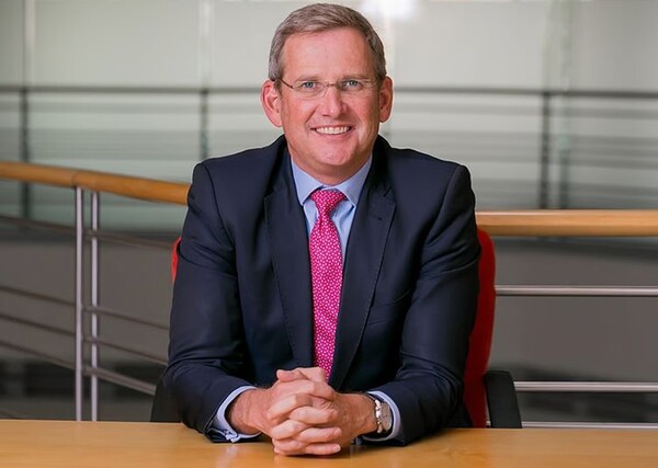 글로벌 은행 HSBC의 새로운 최고지속가능성책임자(CSO)가 화석연료에 대한 부정적 편견을 내려 놓을 때가 됐다 말했다./HSBC