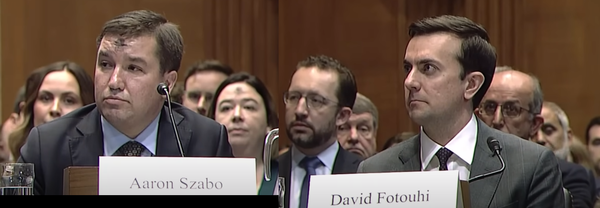 트럼프 행정부가 지명한 에런 사보 EPA 대기·방사선국 차관보 후보(왼쪽)와 데이비드 포투히 EPA 부청장 후보(오른쪽)/애덤 쉬프 상원의원 유튜브 채널