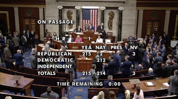 미 하원에서 메가 예산안이 통과되면서 인플레이션 감축법(IRA)의 혜택을 받은 미국의 청정에너지 업계에 제동이 걸렸다. /콜로라도주 닉 랭워시 의원 X