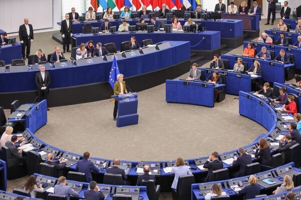 우르줄라 폰데어라이엔 EU집행위원장이 정책연설을 하고 있다./EU집행위원회